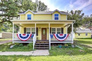 Grandma Goodnight's just 3 Miles from Mt-Rushmore