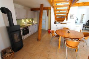 Danas , nur 200 m vom Strand entfernt