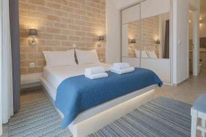 Enjoy Cyclades studios & suites