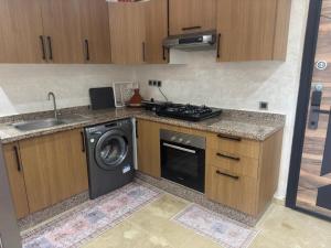 Bel appartement avec vue piscine, jardin & mer