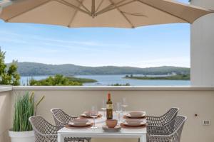 Japandi Sea View 2BR Apartment with Balcony & Terrace, Pomer, 5 Min Walk to Beach