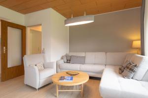 Wohnung EG links ID 271