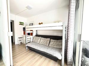 Résidence Les Jardins Du Port - Superbe T2 en rez de jardin dans résidence avec piscine MAE-2363