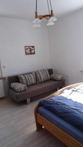 One-Bedroom Apartment with Balcony room in FeWo in der Villa Gora_ in Bergen