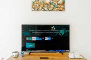 Chic 2BR Balcony & City View