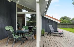 Beautiful Home In Børkop With Sauna