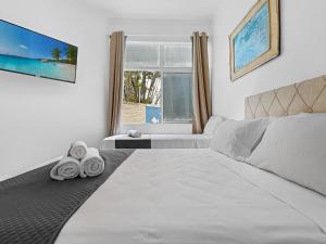 50m mar 1 Suite Piscina AC Churrasqueira