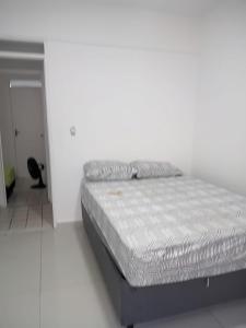 Apt amplo 3 quartos Manaíra