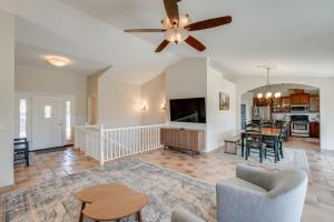 Hot Tub and Game Room Family Retreat in Groveland!