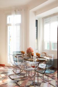 Appartements art deco centre-ville, spacieux et lumineux : photos des chambres