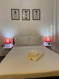 Fk homes executive studio with rooftop pool