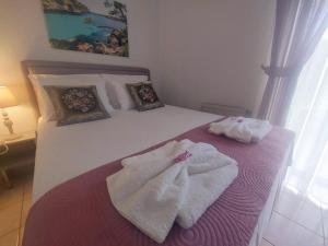 Elenis Apartments Igoumenitsa - Γκαρσονιέρα 2ου ορόφου επιπλωμένη, εξωπλισμένη