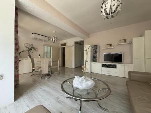 Apartment Aura Ohrid with Free Parking