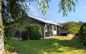 2 Bedroom Amazing Home In Bogense