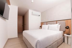 Metropolitan Living by HOUSY