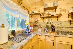 Glamping Getaway with Porch in Wisconsin Northwoods