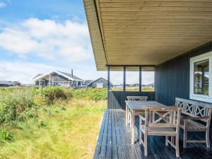 6 person holiday home in Hjørring