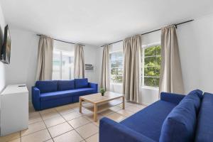 1BR Apt Sleeps 4 Beach Vibes