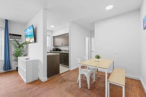 Stylish Apt North Shore 1BR