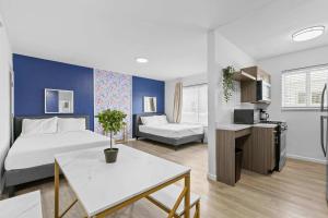 North Shore Studio Sun & Sand