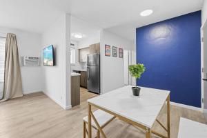 North Shore Studio Sun & Sand