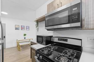 North Shore Studio Sun & Sand