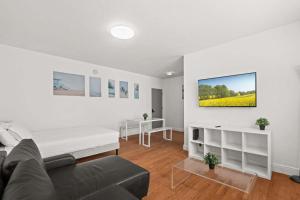 Sunny Studio North Shore 4 Guests