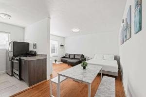 Sunny Studio North Shore 4 Guests