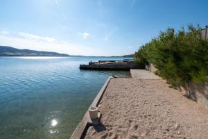 Triple Room Metajna 6378d