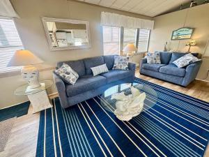 Coastal Bright 2 Bedroom 1 Bath Vacation Home On Nettles Island Resort N1034