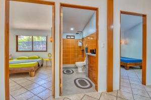 Oceanfront House with AC, Fast WiFi at Cocles Beachbreak