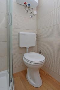 Apartments with parking space Barbat, Rab - 24215