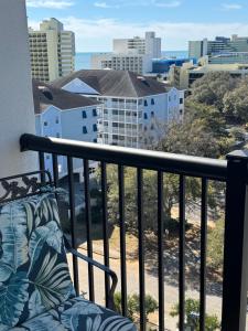 1101 at the Towers- Holiday Towers