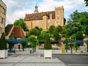 Maisons de vacances Holiday Home in Teilhet near Chateau Rocher : photos des chambres