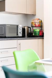 Canary Cityscape- stylish 3 bedroom apartment