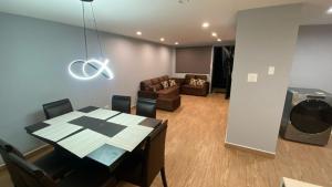 Cozy Modern 3 Bedroom Apartment in Guatemala City