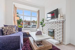 Cosy 3-bedroom house, garden, fast wi-fi, 6 mins walk to Hull fair, 4 mins drive to MKM stadium perfect for Contractors, Families, HRI hospital locum staff and corporate guests