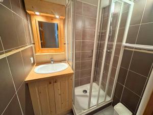 Studio 4 pers. au pied des pistes des 3 Vallées - FR-1-452-400