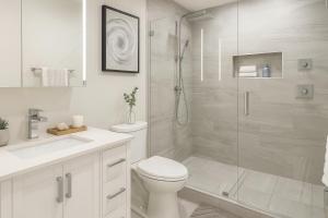 Cozy 2 Bed Condo with Vibrant Downtown Energy - Ubytování bez kategorie ve městě Vancouver