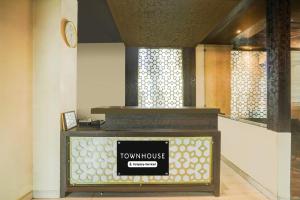 Townhouse Sikar Road Jaipur Formerly Hotel Aroma Inn
