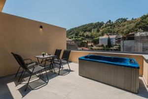 La Vue, Suites For Living