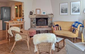 Maisons de vacances Amazing Home In Nevez With Wifi : photos des chambres