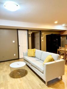 Peaceful House with Backyard - 3hvězdičkové hotely ve městě Langley