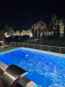 Луксозна вила - Стрелча, джакузи с минерална вода