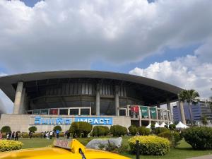 4 guests condo near Impact, Wi-Fi & washer C5