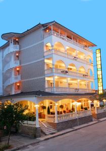 Hotel Strass Olympos Greece