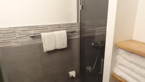 Appart'hotels Appart'hotel Residella House Room & Kitchen Avignon Le Pontet : Studio - 4 Personnes