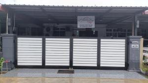 Lily Homestay