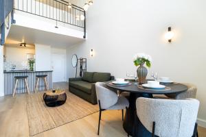 2 Bedroom, Mountain View Penthouse, Century City