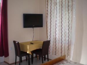 Tivoli Apartment 